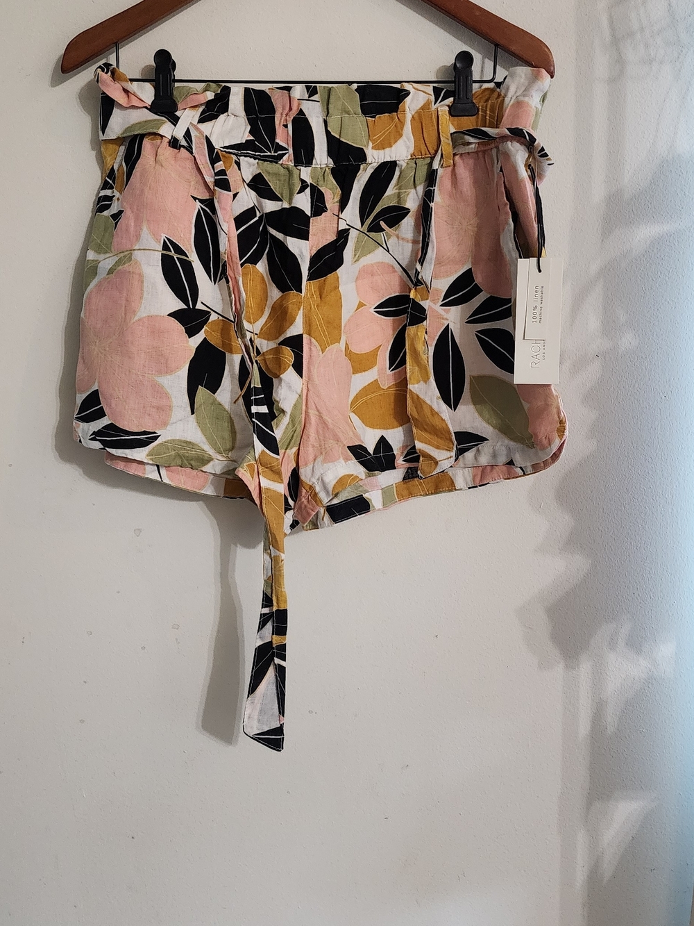 NWT Rachel Zoe 100% Linen Floral Paperbag Tie-Waist Shorts Multi Large
​